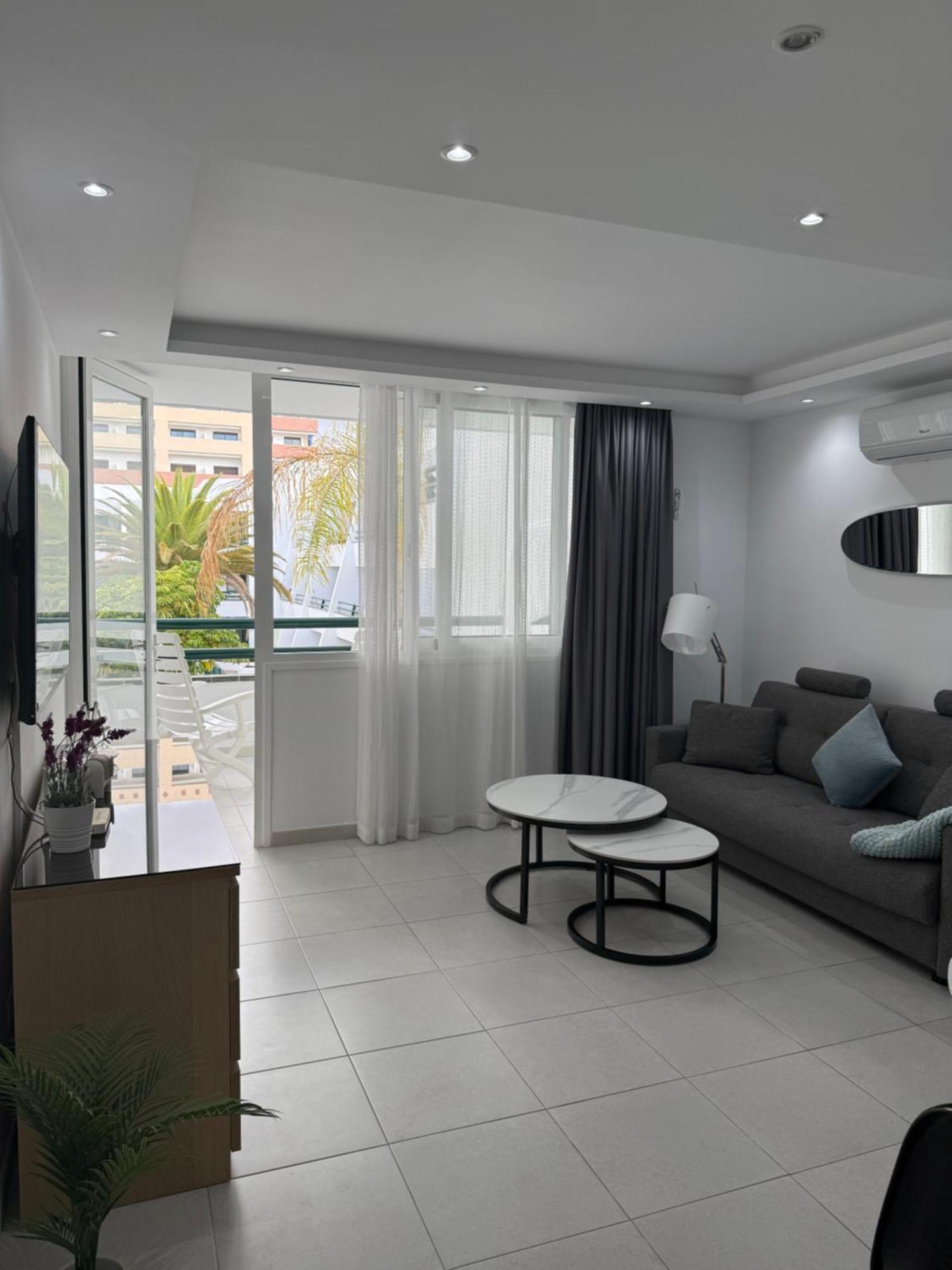 Apartment Optimist Playa De Americas
